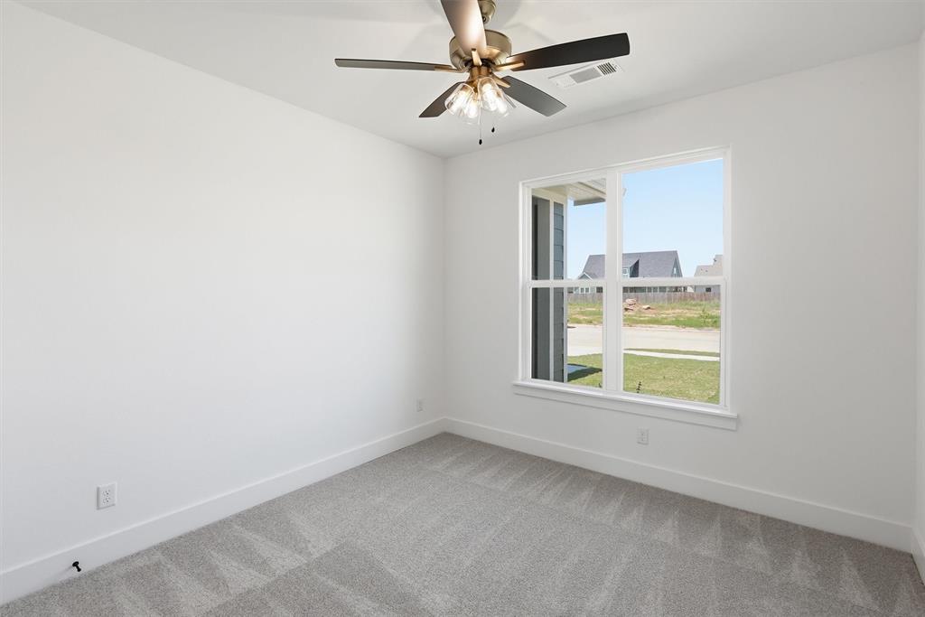 809 Lavender Court Tolar, TX 76476 - Photo 21 of 40
