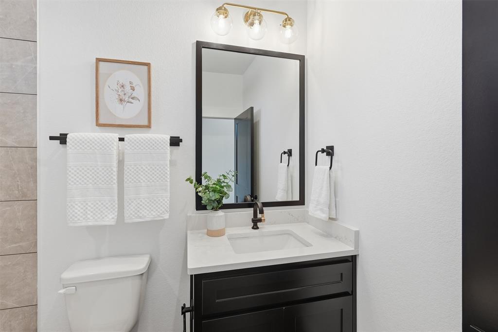 809 Lavender Court Tolar, TX 76476 - Photo 27 of 40