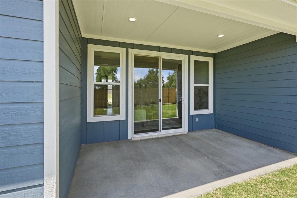 809 Lavender Court Tolar, TX 76476 - Photo 30 of 40