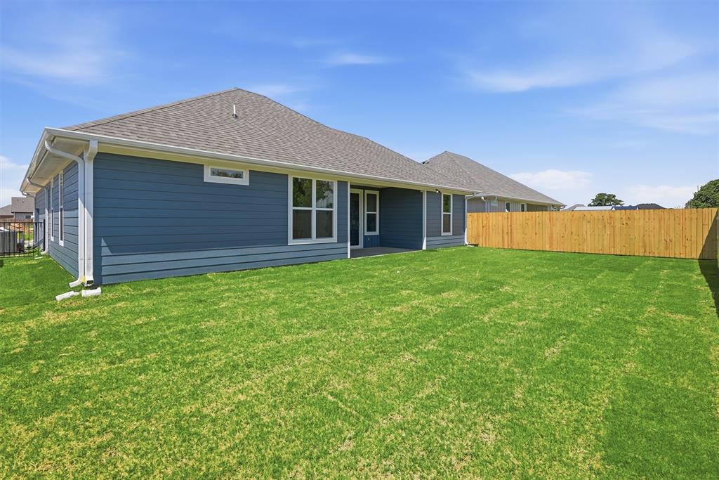 809 Lavender Court Tolar, TX 76476 - Photo 33 of 40