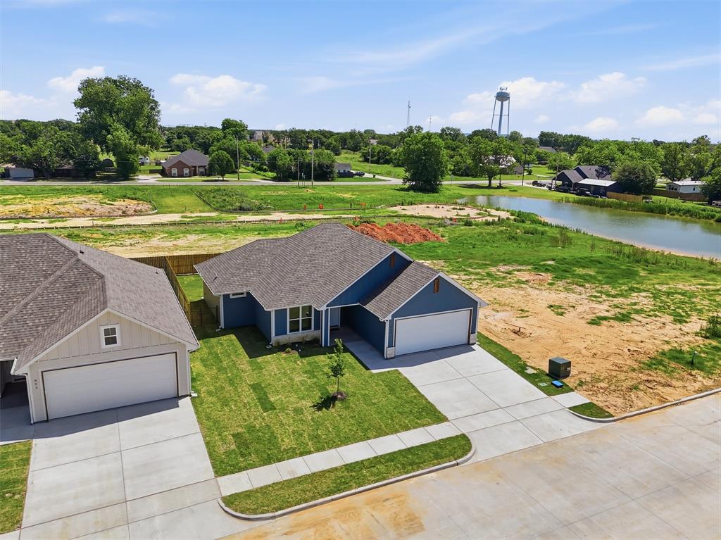 809 Lavender Court Tolar, TX 76476 - Photo 36 of 40