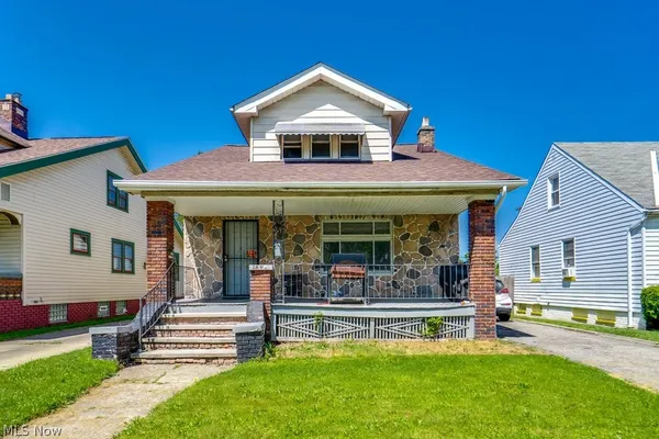 $135,000 | 3892 East 153rd Street, Cleveland, OH 44128