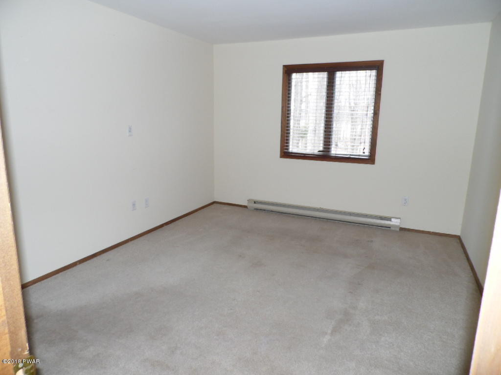 144 Cabin Road Milford, PA 18337 - Photo 12 of 27