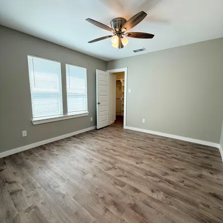 $3,200 | 2222 16th Street, Lubbock, TX 79401