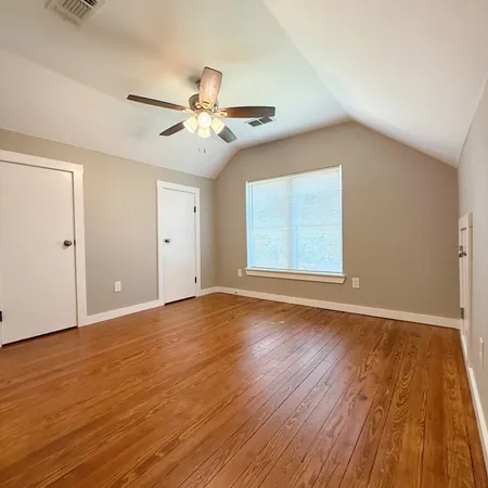 $3,200 | 2222 16th Street, Lubbock, TX 79401