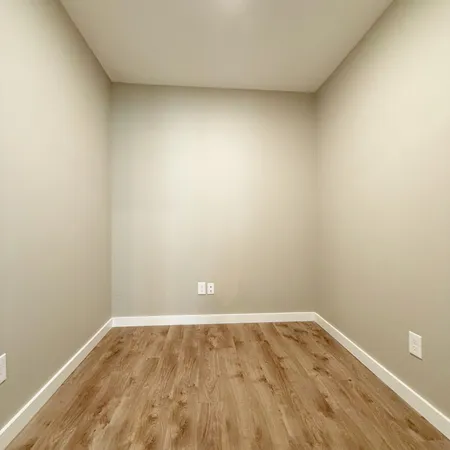 $3,200 | 2222 16th Street, Lubbock, TX 79401