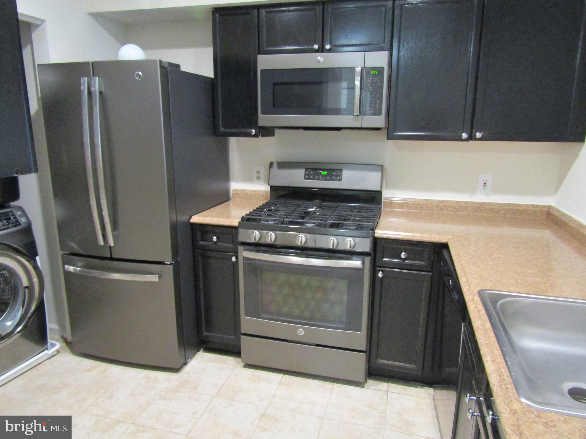 12919 Alton Square, Unit 106 Herndon, VA 20170 - Photo 4 of 44 Kitchen