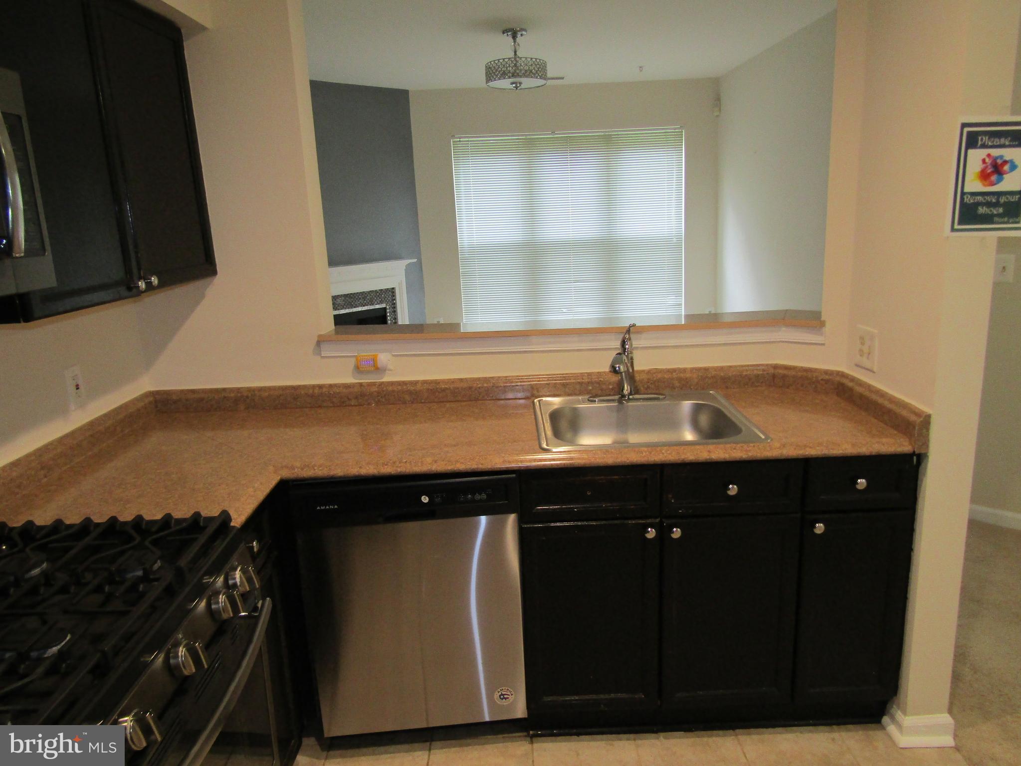 12919 Alton Square, Unit 106 Herndon, VA 20170 - Photo 7 of 44 Kitchen