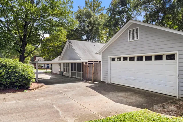 a view of porch with a backyard
