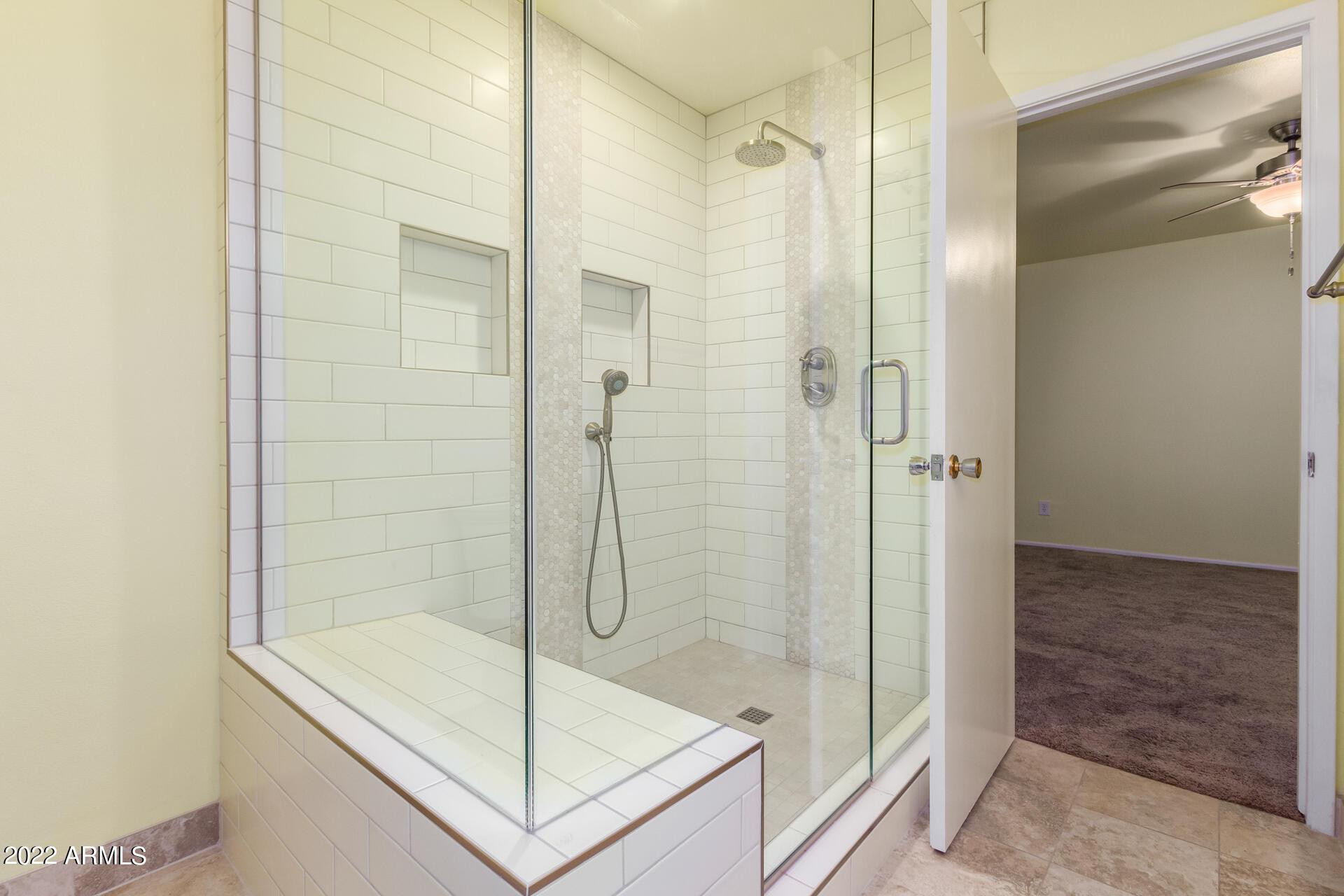1211 West Hayward Avenue Phoenix, AZ 85021 - Photo 22 of 26 a bathroom with a shower
