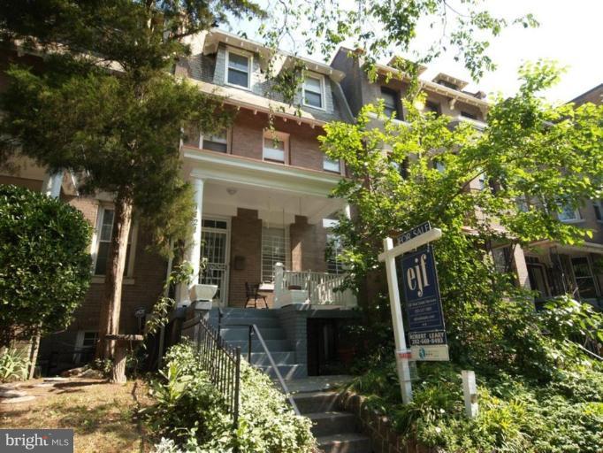 1121 Columbia Road Northwest Washington, DC 20009 - Photo 1 of 10 Exterior (Main)