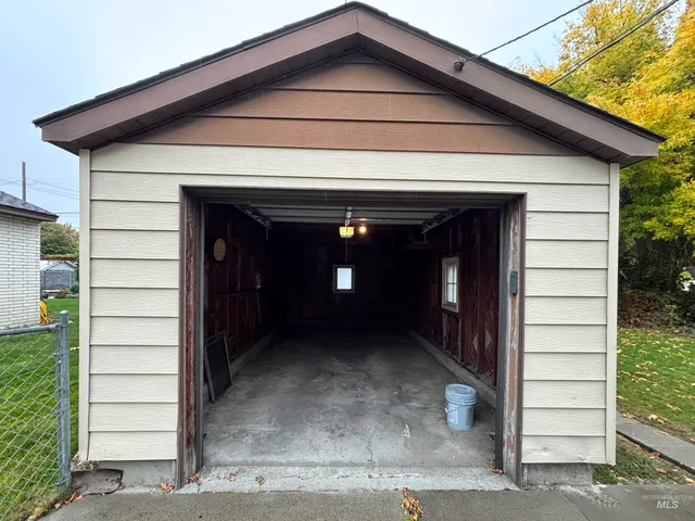 $259,900 | 1719 Burton Avenue, Burley, ID 83318