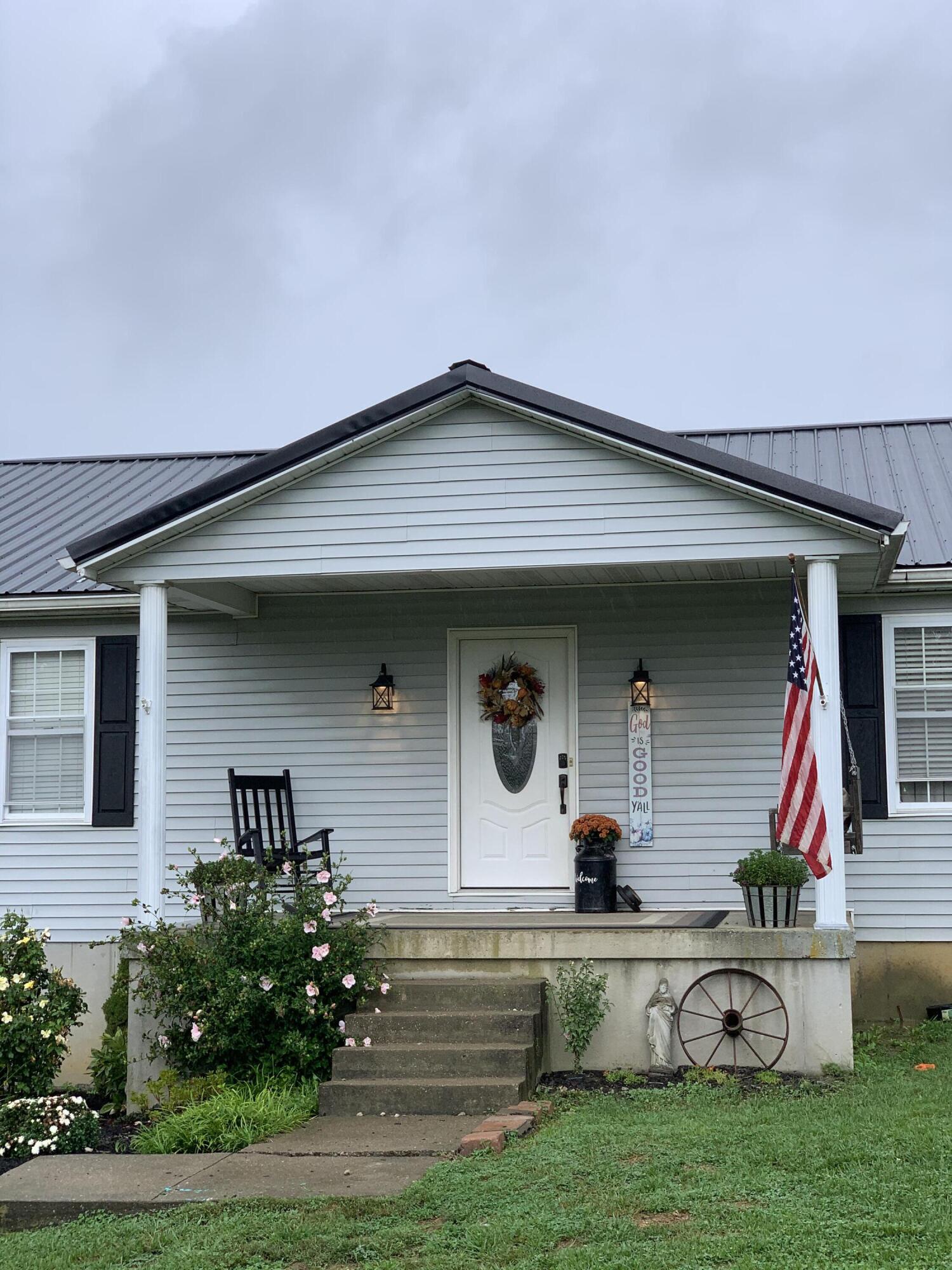 11095 Vigo Road Bagdad, KY 40003 - Photo 3 of 40 CC754A7D-AB1D-4E2F-9CEC-59DE5A427561
