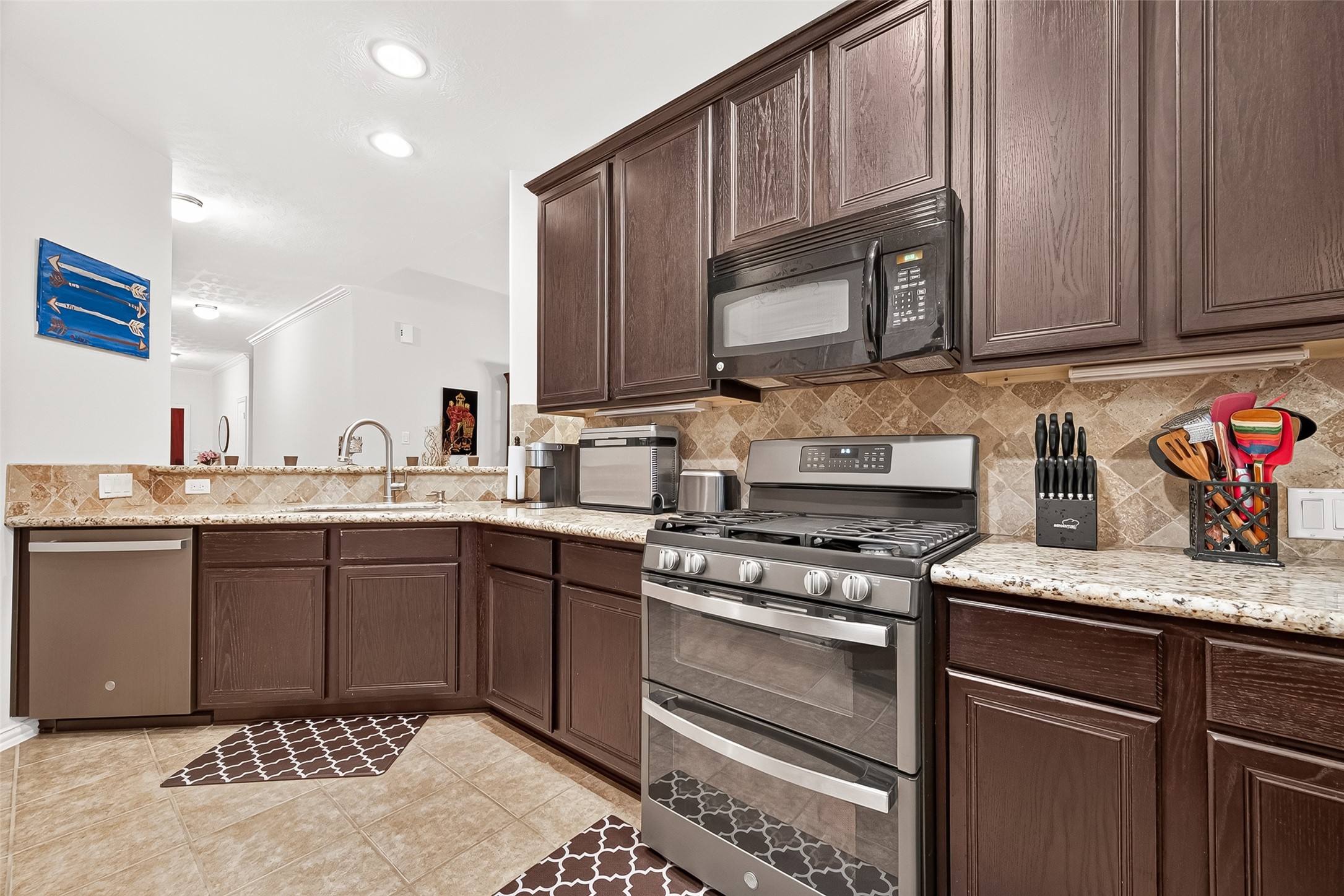 8127 Rudy Brook Way Spring, TX 77379 - Photo 16 of 44