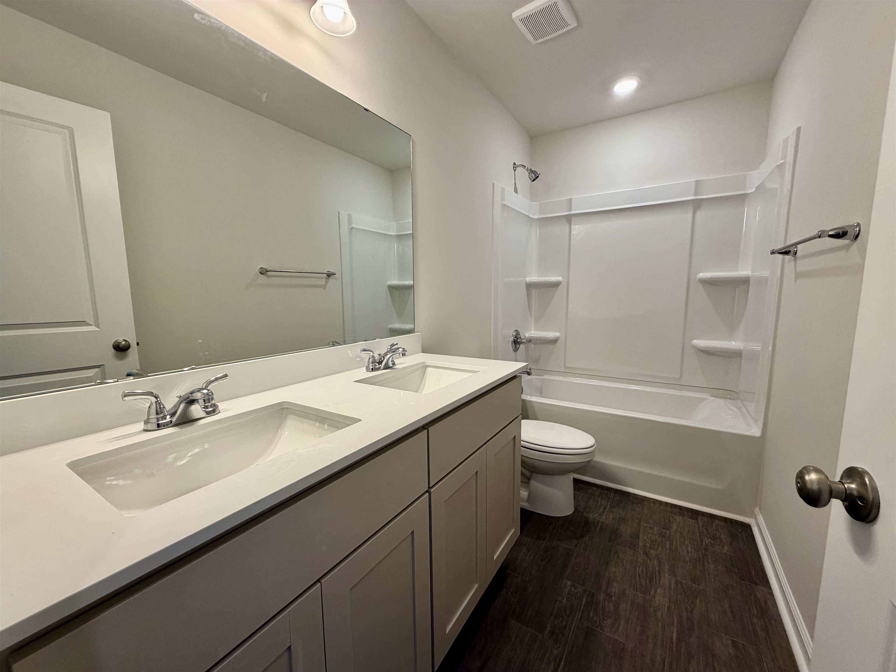 12115 Lansbury Drive Inman, SC 29349 - Photo 11 of 25