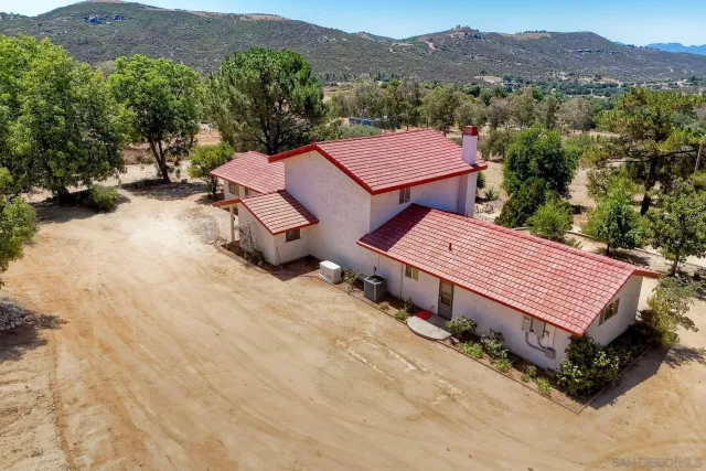 $1,075,000 | 25861 East Old Julian Highway, Ramona, CA 92065