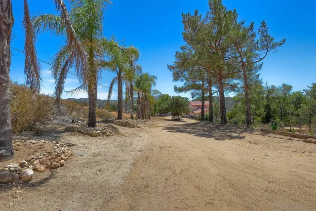 $1,075,000 | 25861 East Old Julian Highway, Ramona, CA 92065