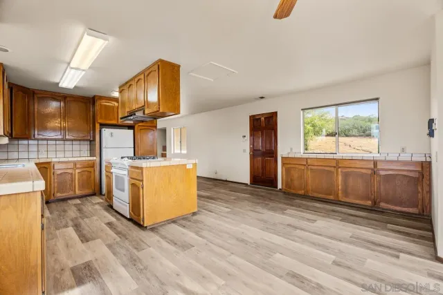 $1,075,000 | 25861 East Old Julian Highway, Ramona, CA 92065