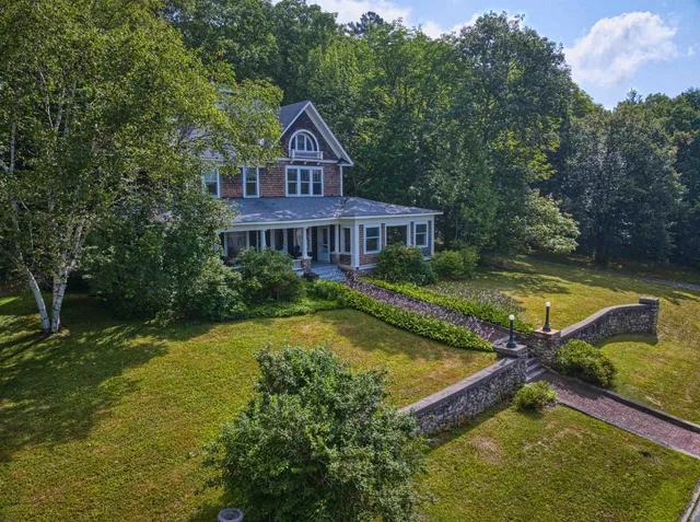 $795,000 | 242 Prospect Hill Road, Sunapee, NH 03782