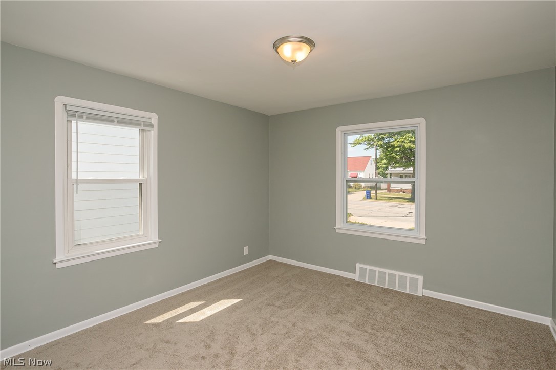 4359 Fulton Road Cleveland, OH 44144 - Photo 16 of 33 Gallery Image 16
