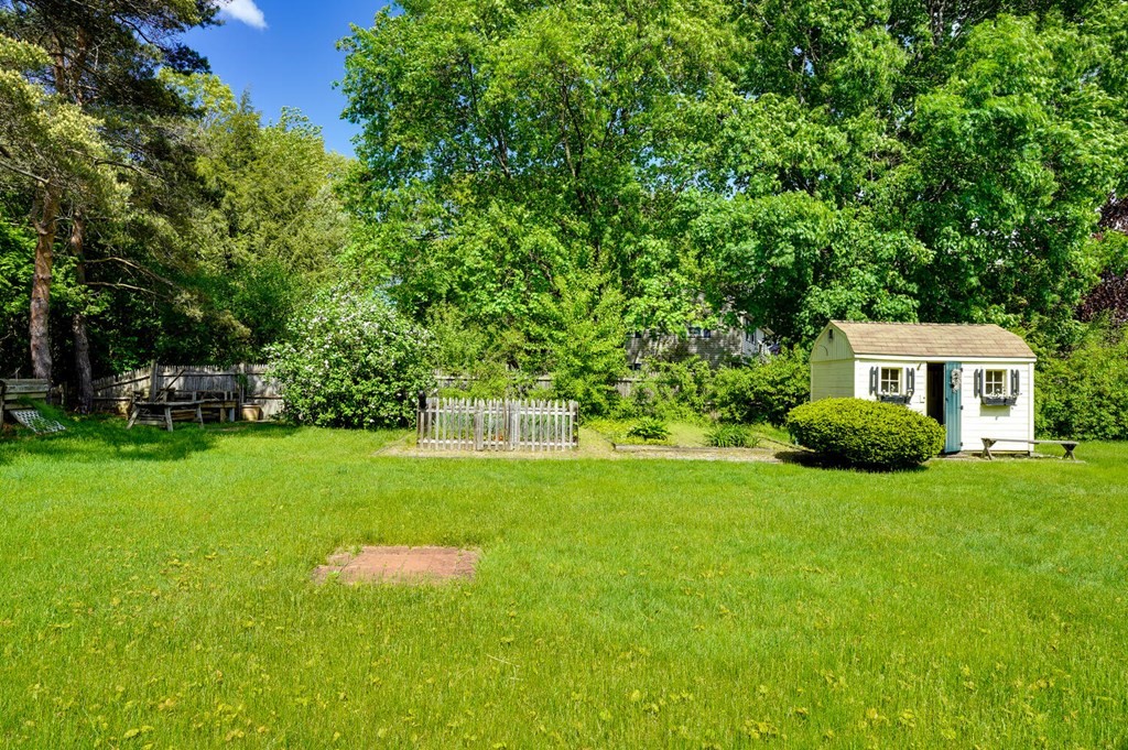 12 Juniper Brook Road Northborough, MA 01532 - Photo 29 of 32 Gallery Image 29