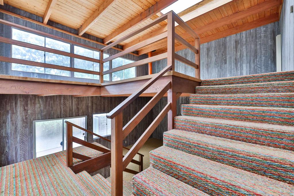 5930 Waverly Avenue La Jolla, CA 92037 - Photo 36 of 61 a view of entryway