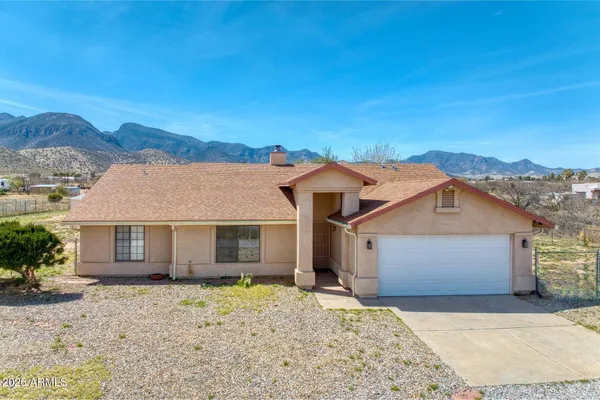 $359,500 | 3821 East Keeling Road, Hereford, AZ 85615