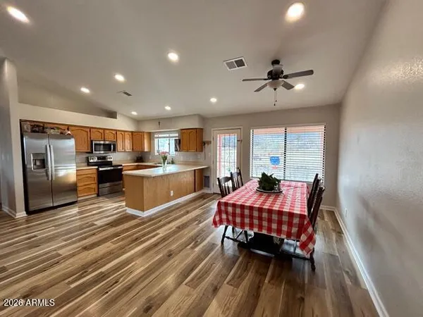 $359,500 | 3821 East Keeling Road, Hereford, AZ 85615