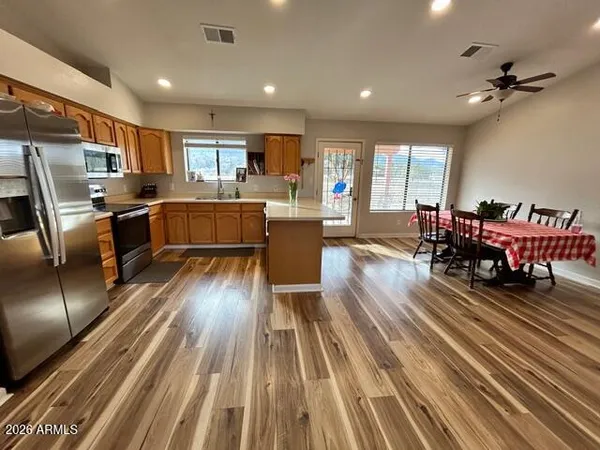 $359,500 | 3821 East Keeling Road, Hereford, AZ 85615