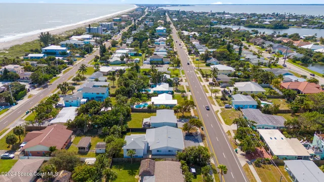$1,095,000 | 921 South Orlando Avenue, Cocoa Beach, FL 32931