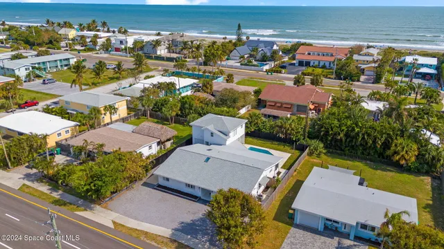 $1,095,000 | 921 South Orlando Avenue, Cocoa Beach, FL 32931