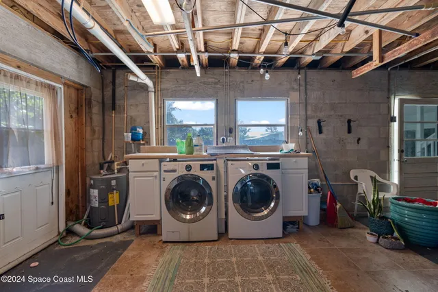 $1,095,000 | 921 South Orlando Avenue, Cocoa Beach, FL 32931