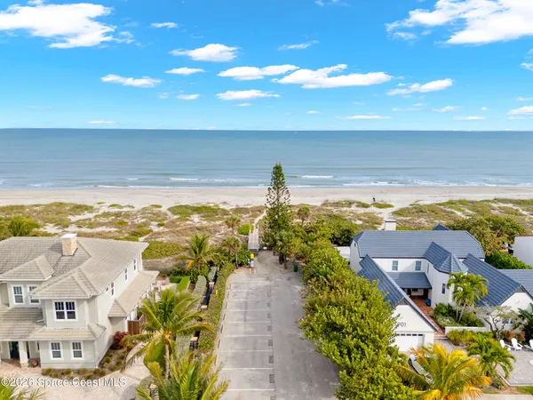 $1,045,000 | 921 South Orlando Avenue, Cocoa Beach, FL 32931