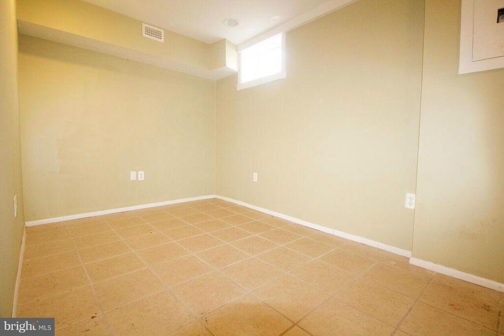 611 Cheraton Road Baltimore, MD 21225 - Photo 14 of 21 Basement