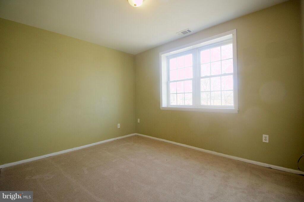 611 Cheraton Road Baltimore, MD 21225 - Photo 6 of 21 Bedroom (Master)