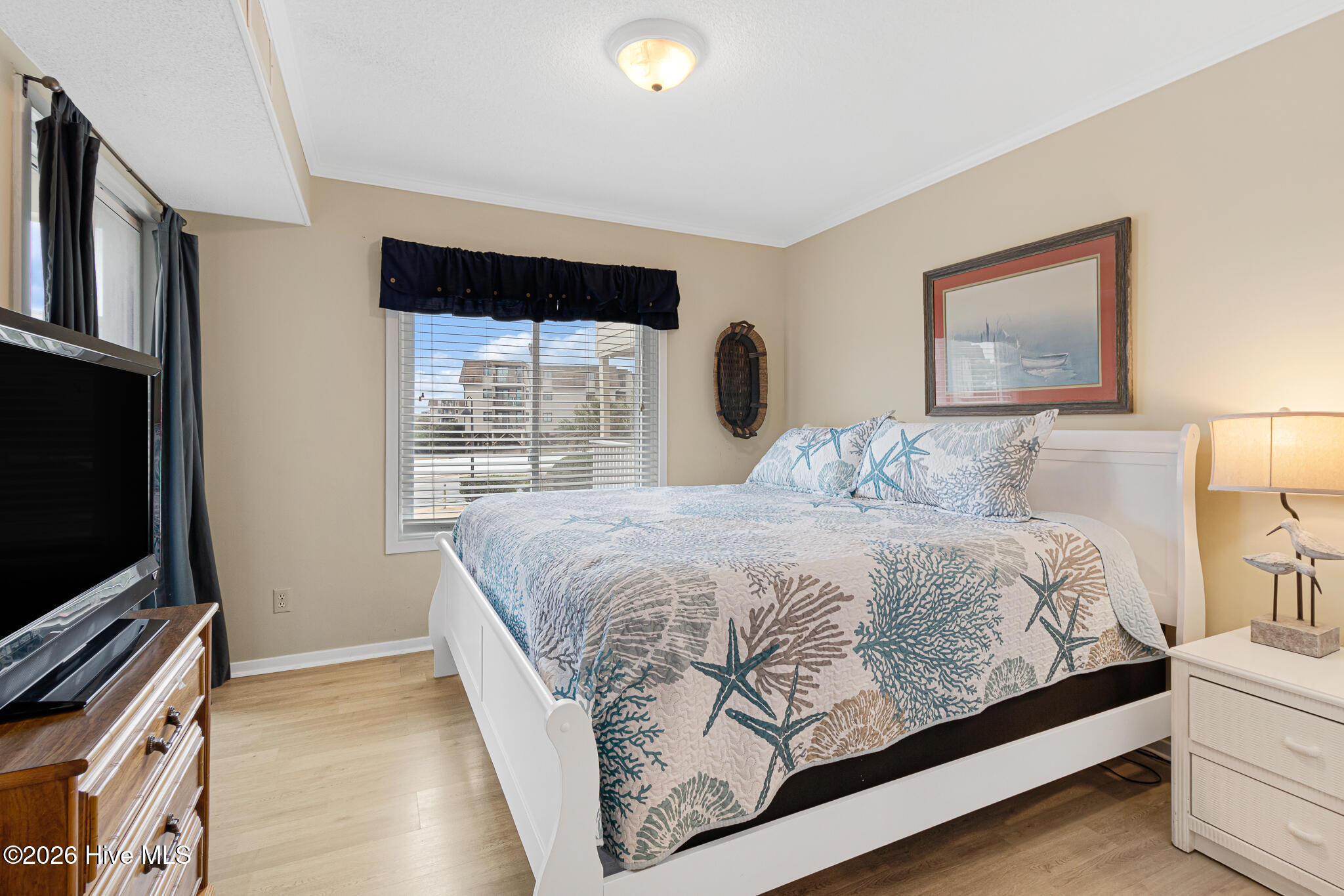 1904 East Fort Macon Road, Unit 156 Atlantic Beach, NC 28512 - Photo 6 of 49 Primary Bedroom