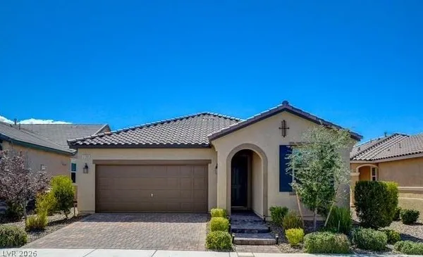 $2,070 | 2203 Valdina, Henderson, NV 89044