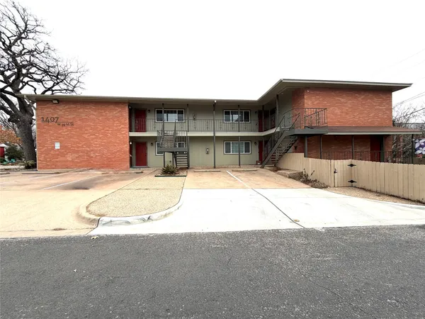 $1,550 | 1407 West 39th 1/2 Street, Unit 202, Austin, TX 78756