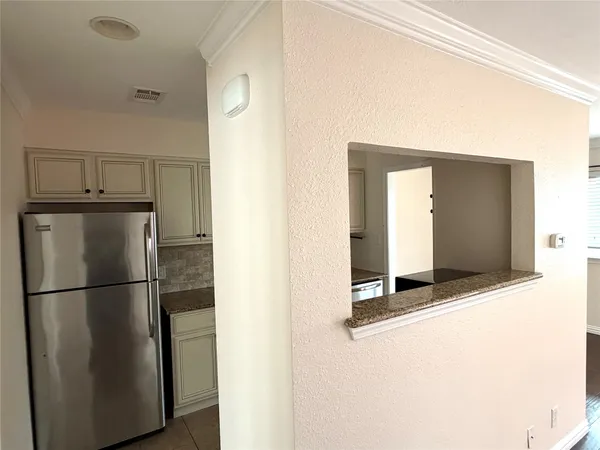 $1,550 | 1407 West 39th 1/2 Street, Unit 202, Austin, TX 78756