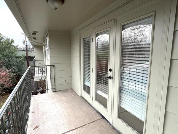 $1,550 | 1407 West 39th 1/2 Street, Unit 202, Austin, TX 78756