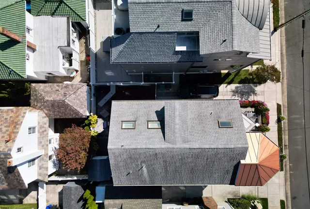 $2,399,000 | 5 North Iroquois Avenue, Margate City, NJ 08402