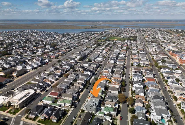 $2,399,000 | 5 North Iroquois Avenue, Margate City, NJ 08402