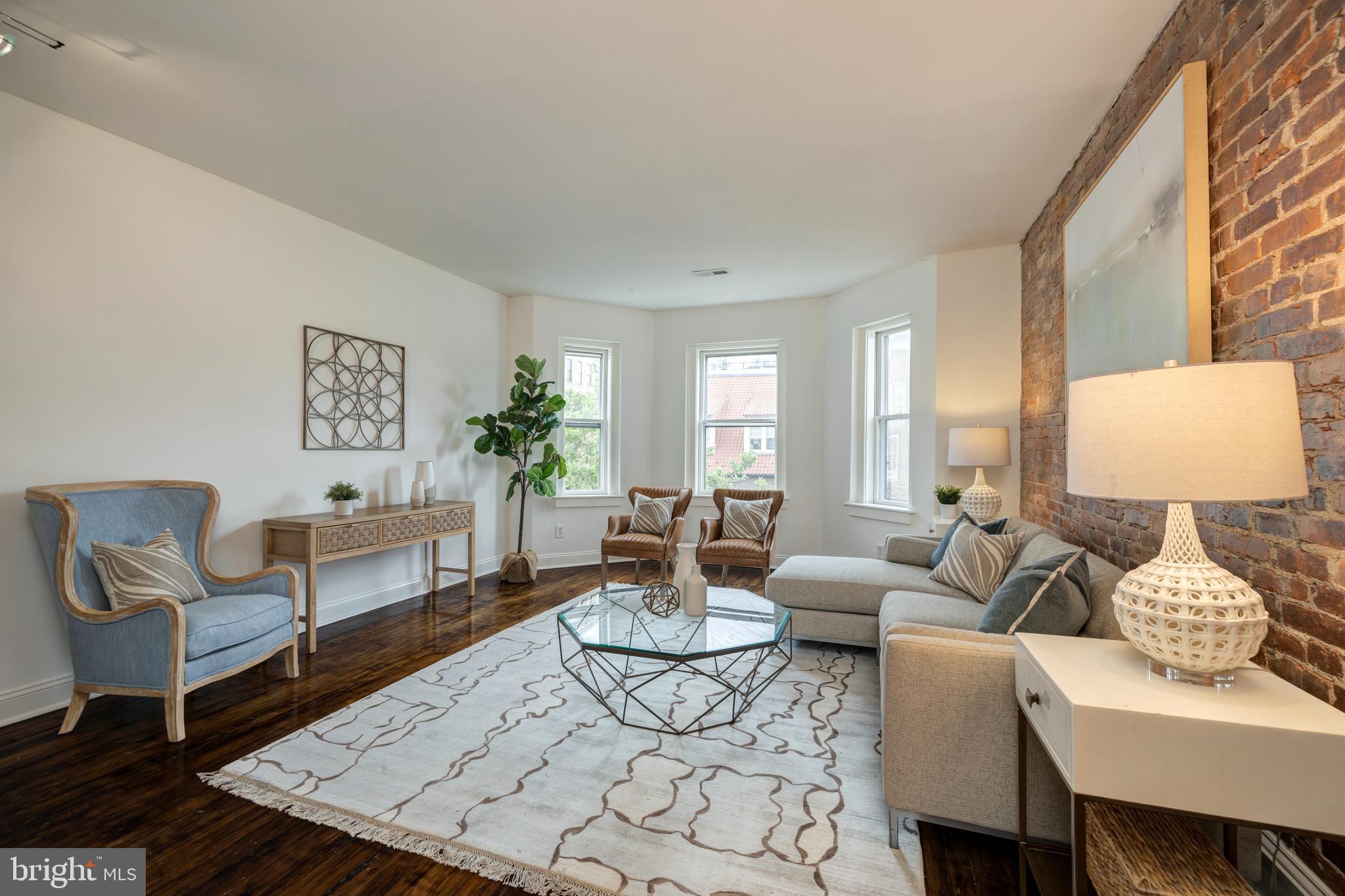 1717 T Street Northwest, Unit 32 Washington, DC 20009 - Photo 4 of 21