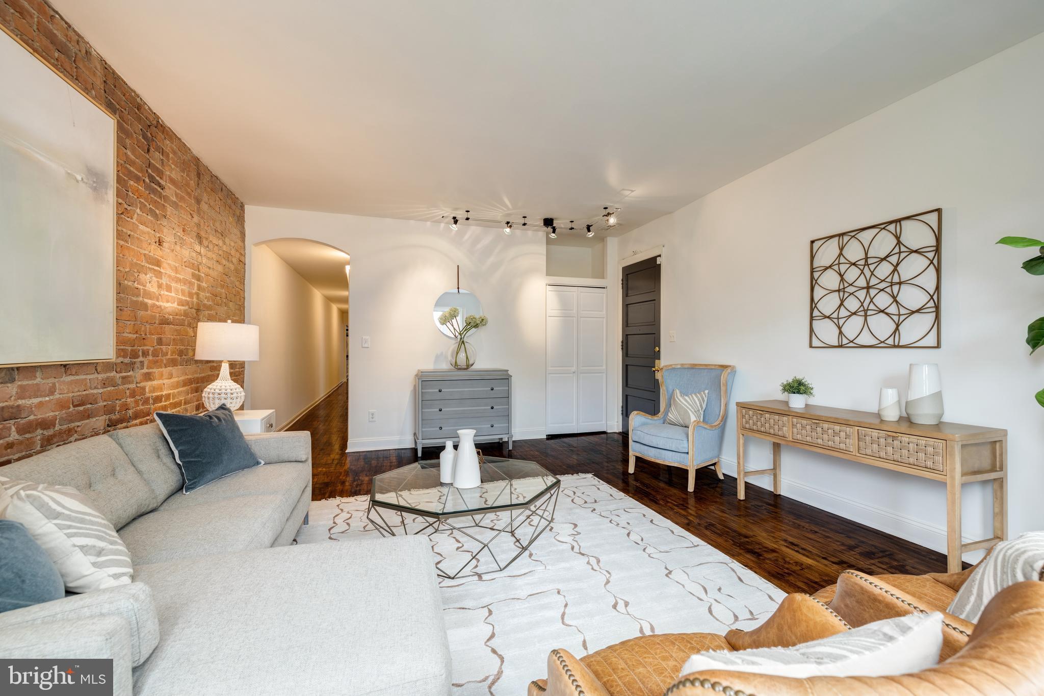 1717 T Street Northwest, Unit 32 Washington, DC 20009 - Photo 5 of 21