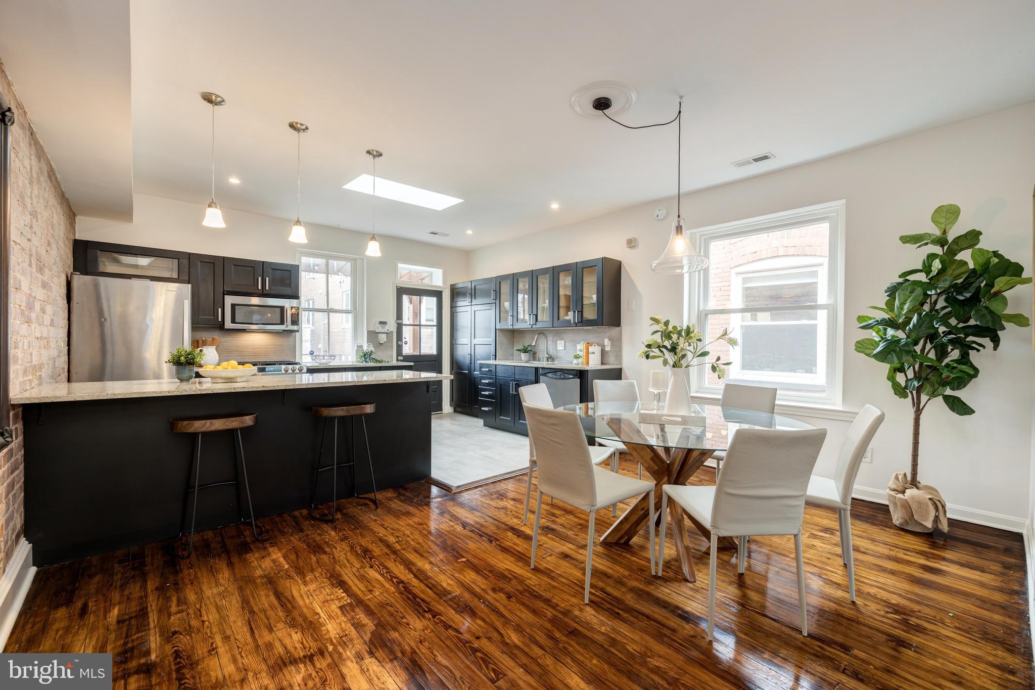 1717 T Street Northwest, Unit 32 Washington, DC 20009 - Photo 6 of 21