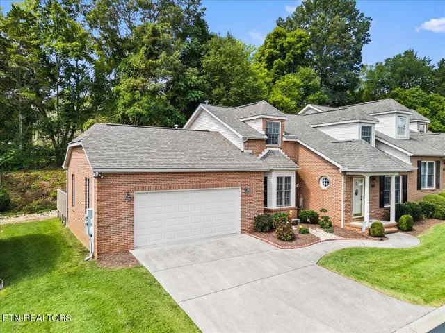 $399,000 | 7527 St Baron Way, Powell, TN 37849