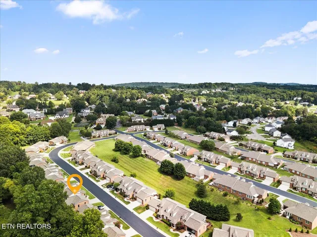 $399,000 | 7527 St Baron Way, Powell, TN 37849