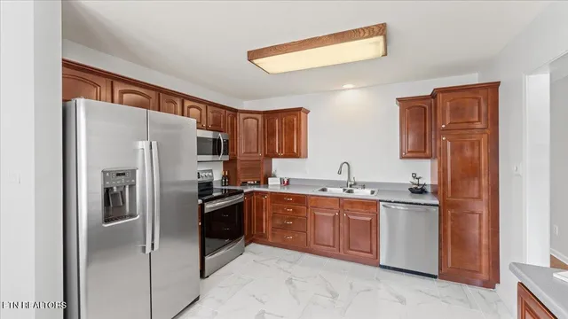 $399,000 | 7527 St Baron Way, Powell, TN 37849