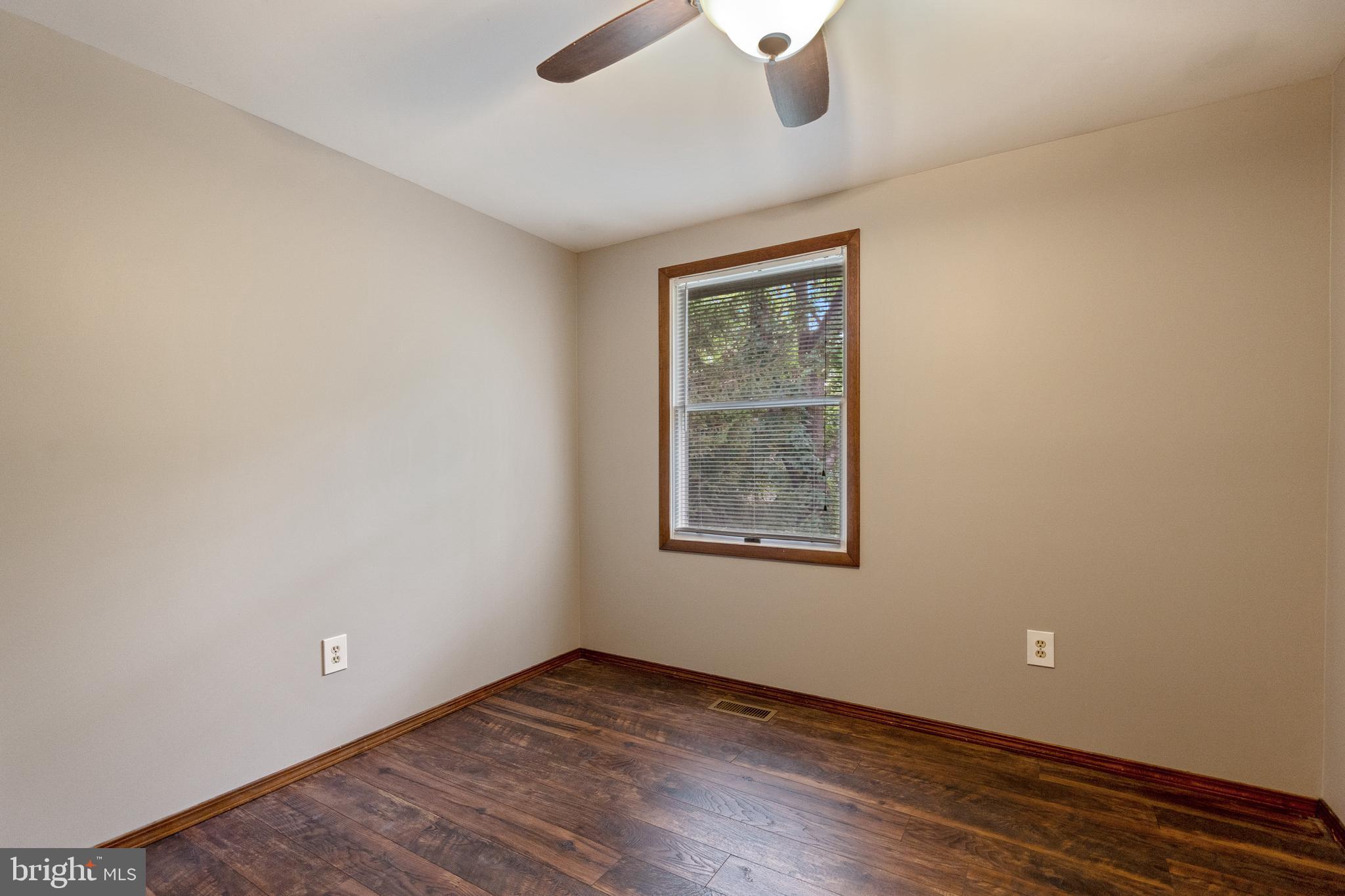 6086 Sunny Spring Columbia, MD 21044 - Photo 29 of 47 Gallery Image 29