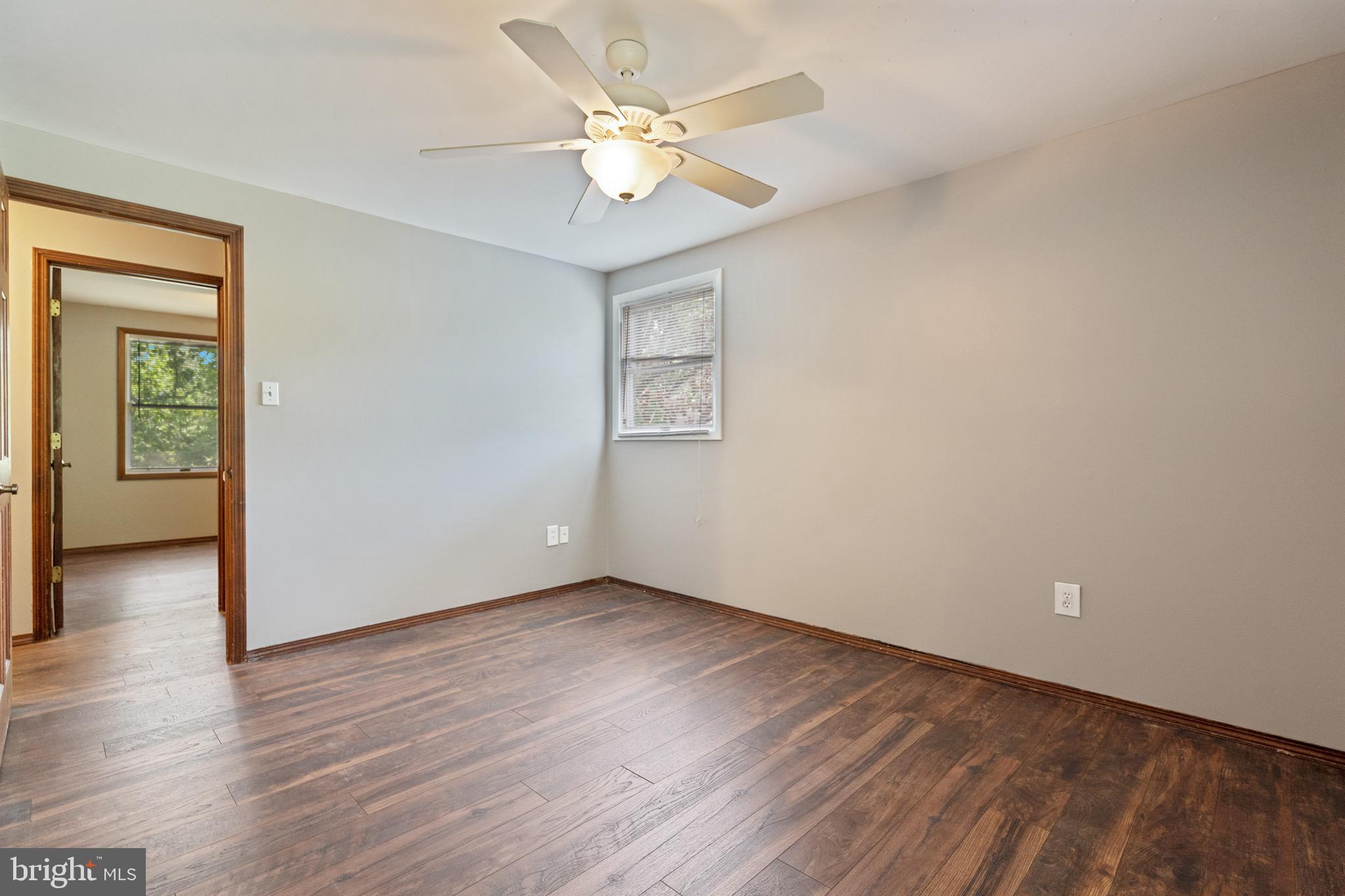 6086 Sunny Spring Columbia, MD 21044 - Photo 32 of 47 Gallery Image 32